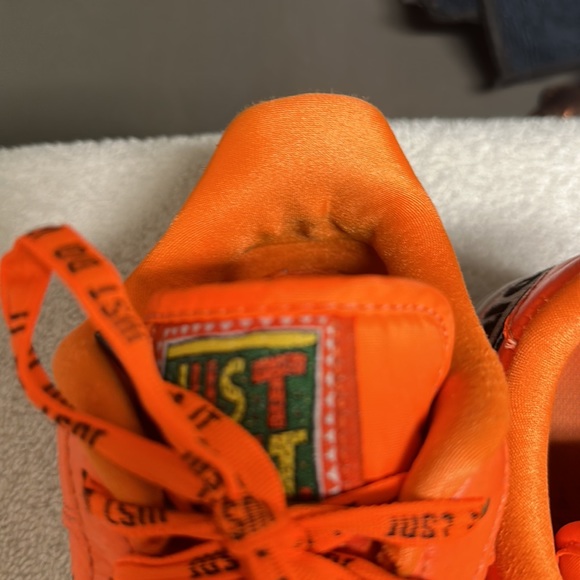 Nike Air Force One Just Do It. Pack Orange. - Picture 10 of 11